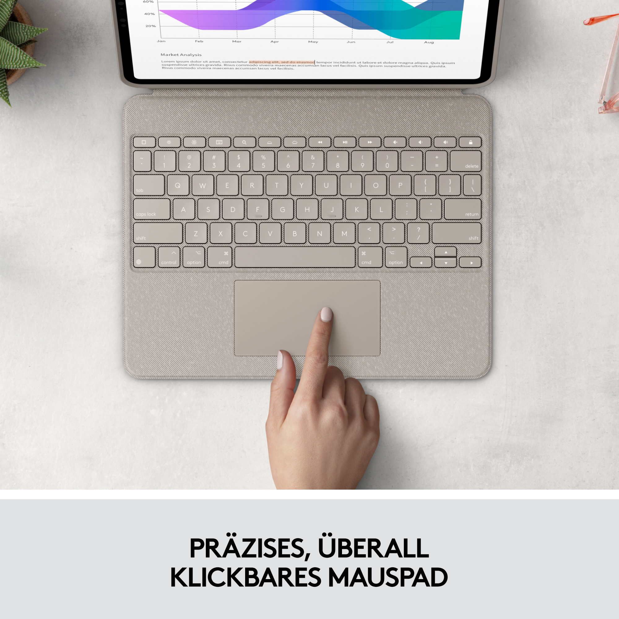 Hand einer Person auf einer beigen Tastatur mit Touchpad. Text unten: 'PRÄZISES, ÜBERALL KLICKBARES MAUSPAD'.