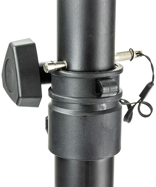 Zwarte metalen standaard met verstelknoppen en een borgpen.