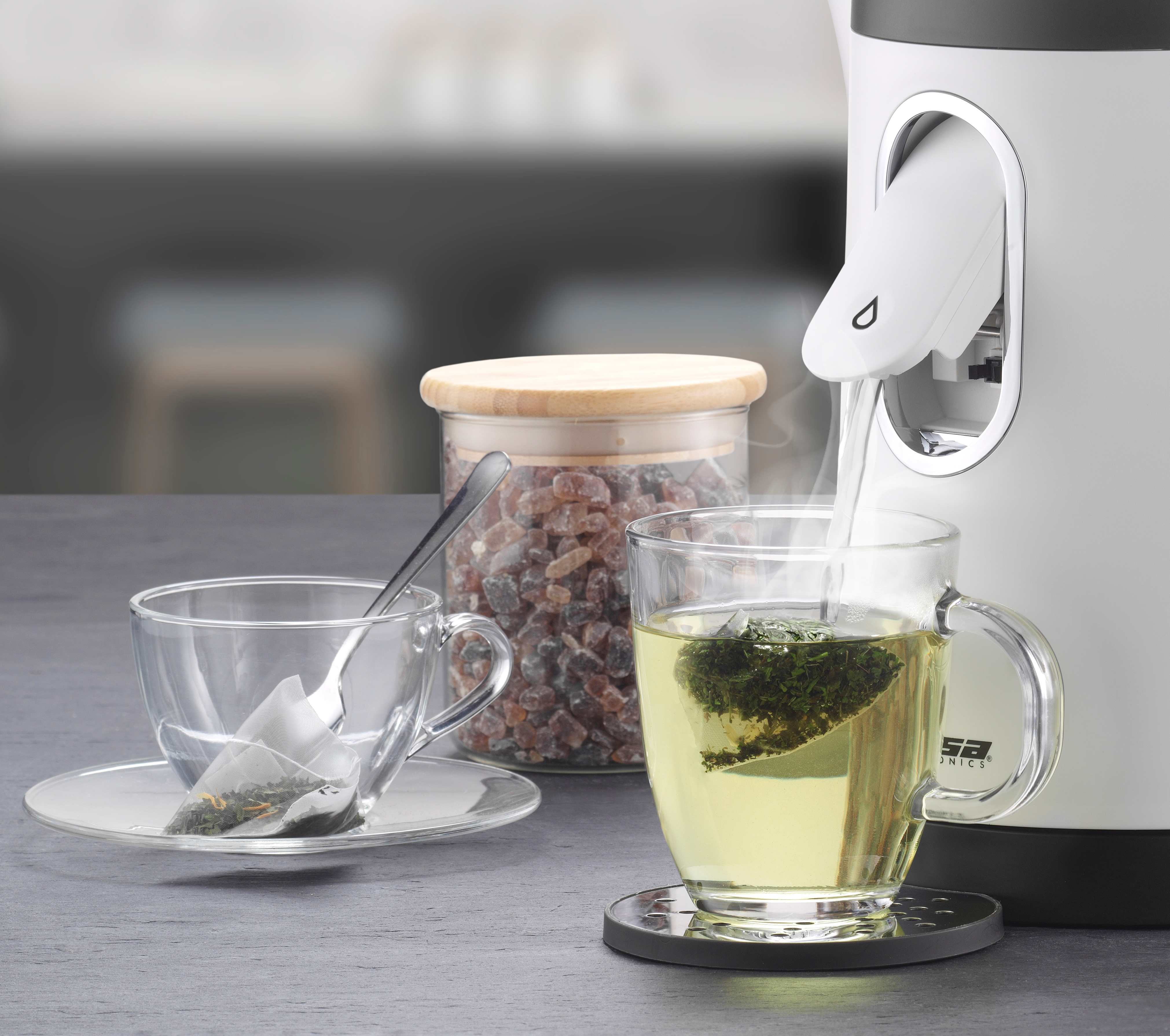 TRISA 2-in-1 Perfect Cup Wasserkocher (Weiss, 1.5 l, 2400 Watt)