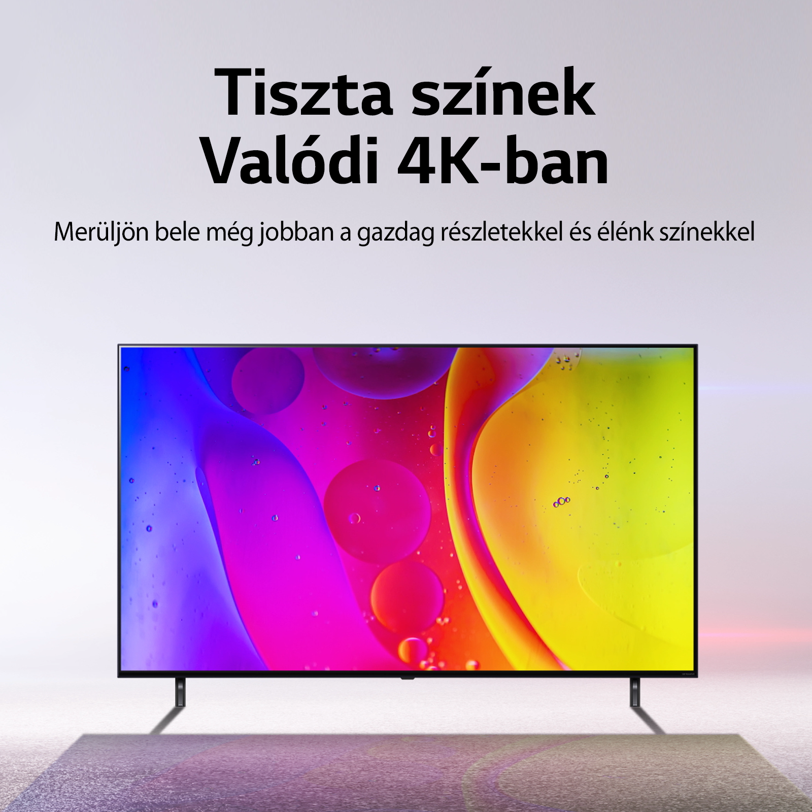 Kék tablet billentyűzettel, osztott képernyős elrendezést mutatva.