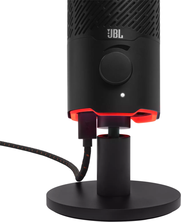 Fekete JBL mikrofon piros díszítéssel, állványon. Látható a JBL logó.