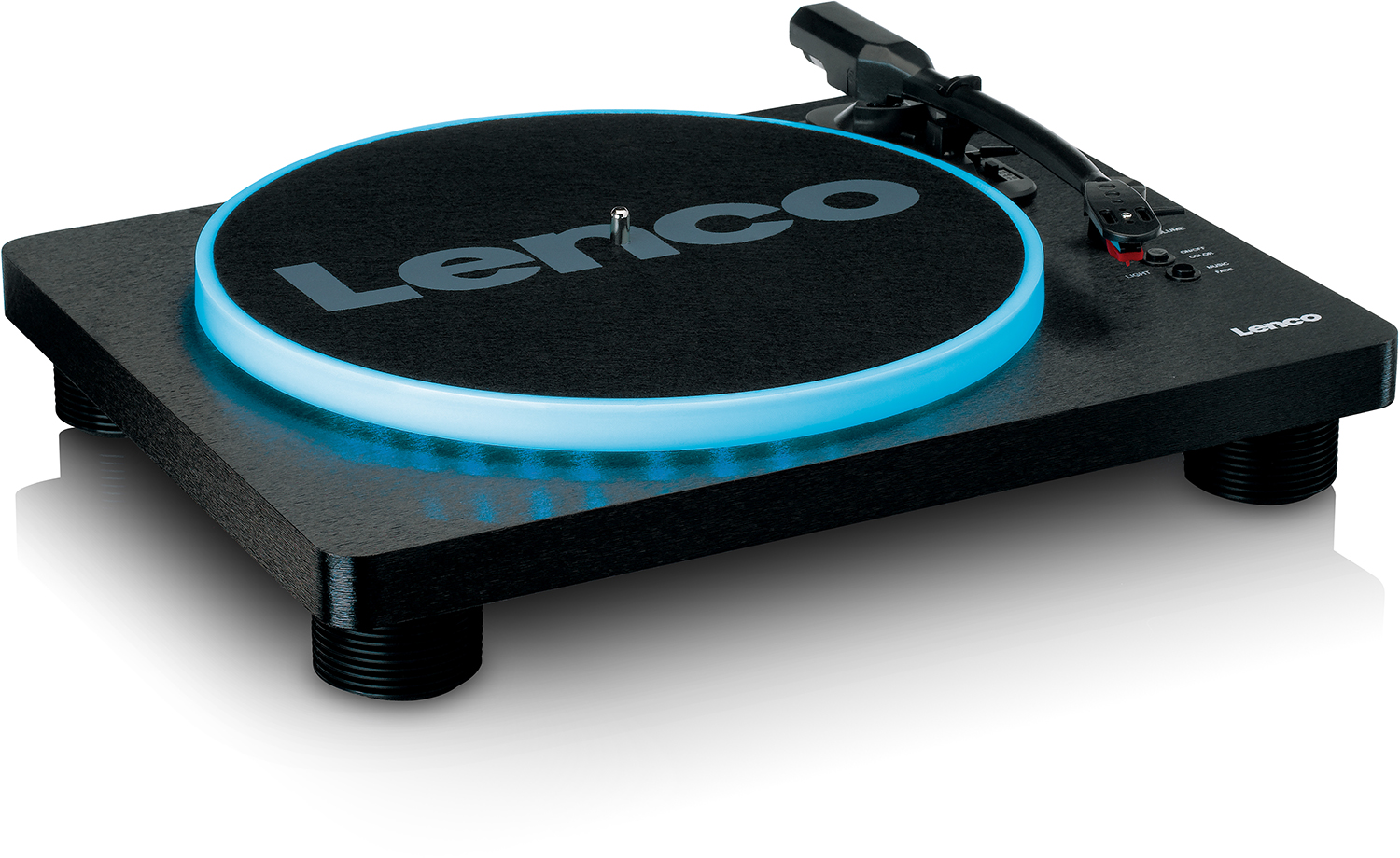 Een zwarte platenspeler met een blauw licht rond de draaitafel. Het merk is Lenco.