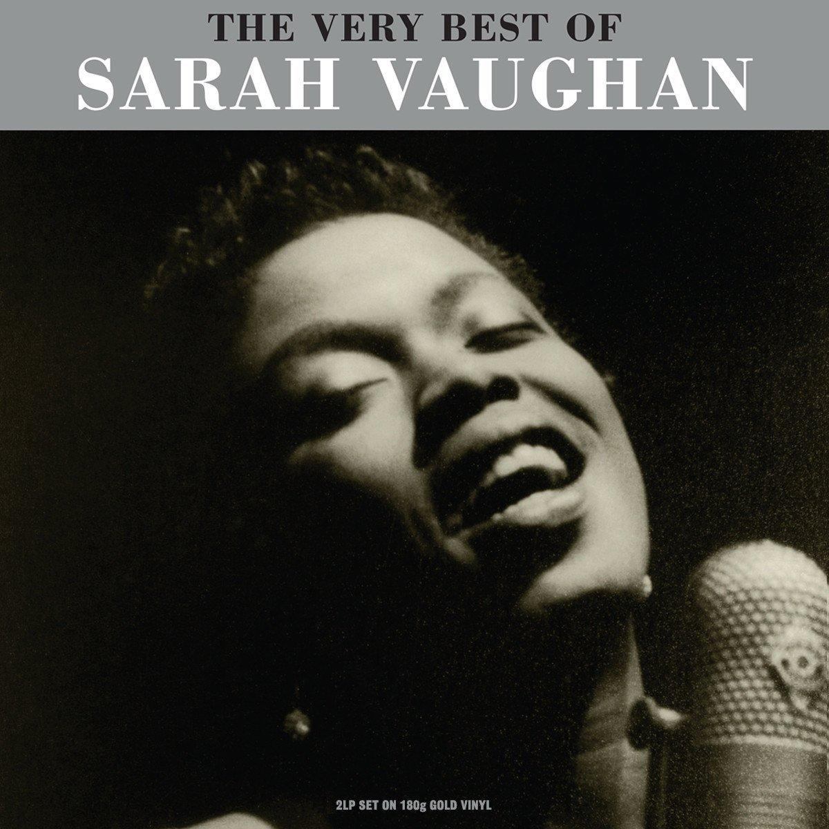 Album borító. Sarah Vaughan énekel egy mikrofonba, mosolyog. Szöveg: Sarah Vaughan legjobbja.