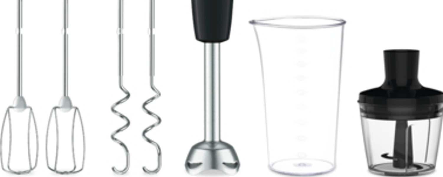 Divers accessoires de mixeur : accessoires fouet, une tige de mixeur, un gobelet doseur et un hachoir.