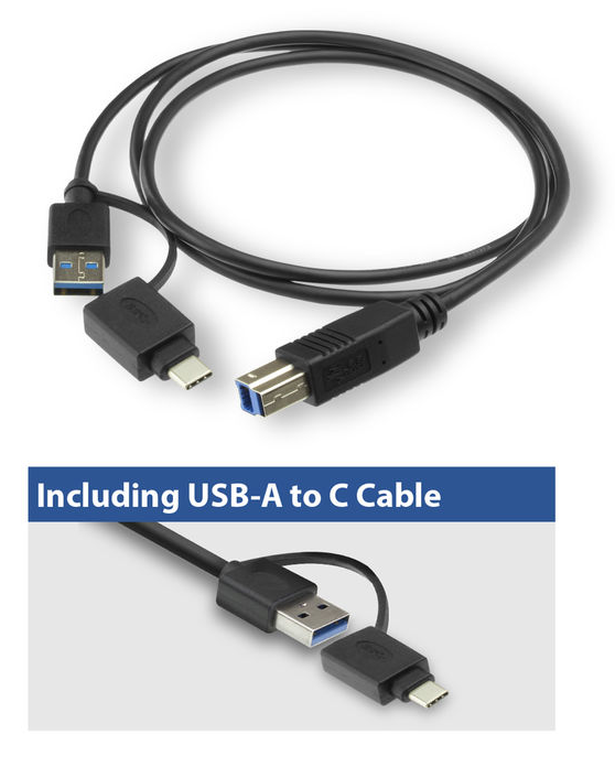 USB-A - C kábel. Két kábel csatlakoztatva. Fehér háttér.