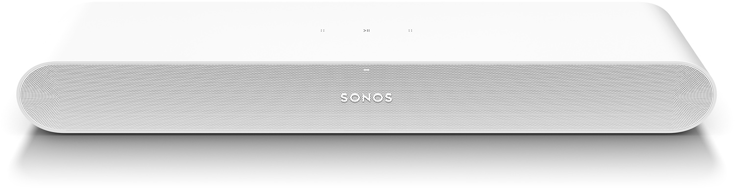 Een witte Sonos soundbar, met de merknaam, rust op een wit oppervlak.