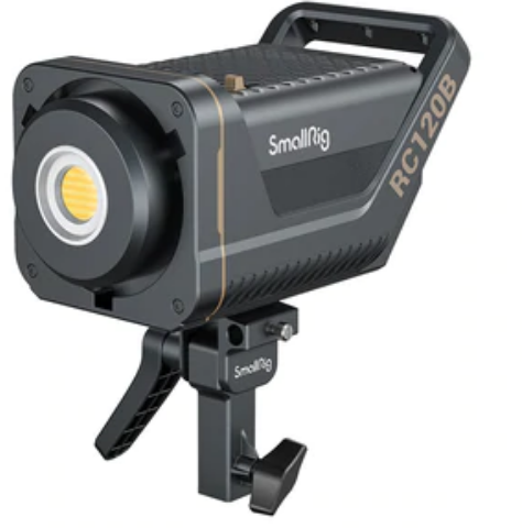 Ein schwarzes SmallRig RC120B LED-Licht. Es hat einen Griff und einen Ständer, mit Branding an der Seite.