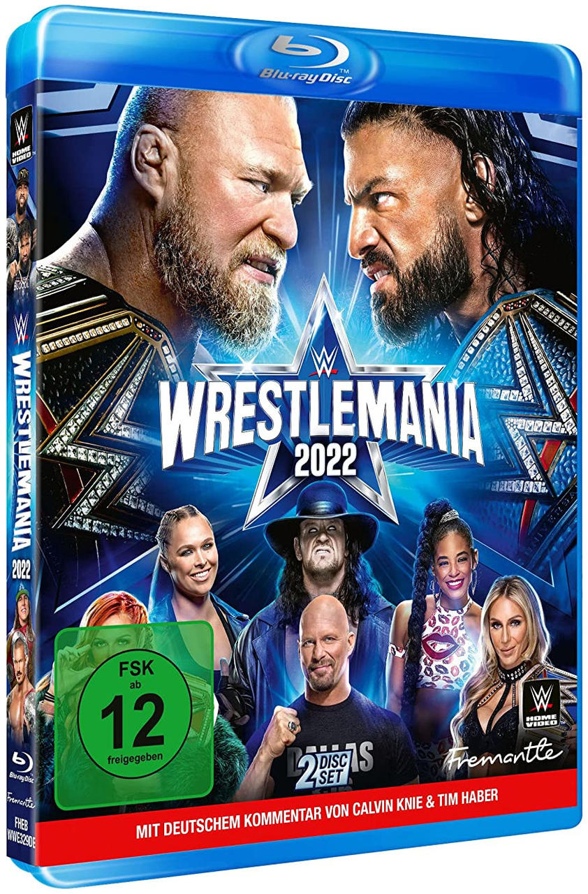 Blu-ray-Disc-Cover mit den Wrestlern Brock Lesnar und Roman Reigns, die sich in Wrestlemania 2022 gegenüberstehen.