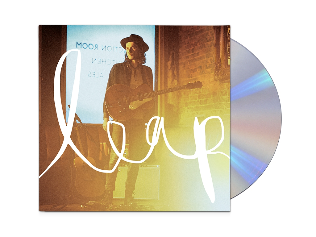 Albumcover mit einem Mann mit Gitarre. Titel 'leap'. CD-Hülle rechts.