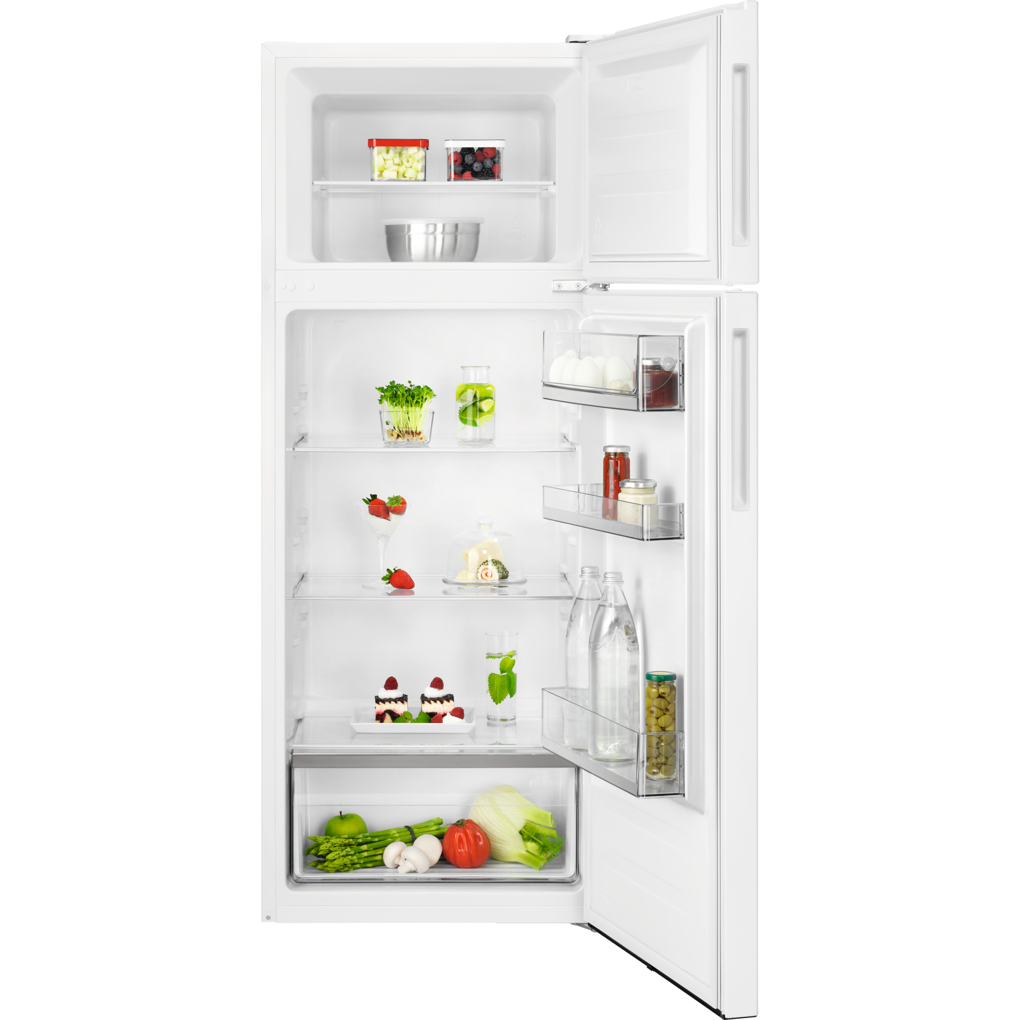 Offener weißer Kühlschrank mit Lebensmitteln auf den Regalen: Obst, Gemüse, Eier, Getränke.