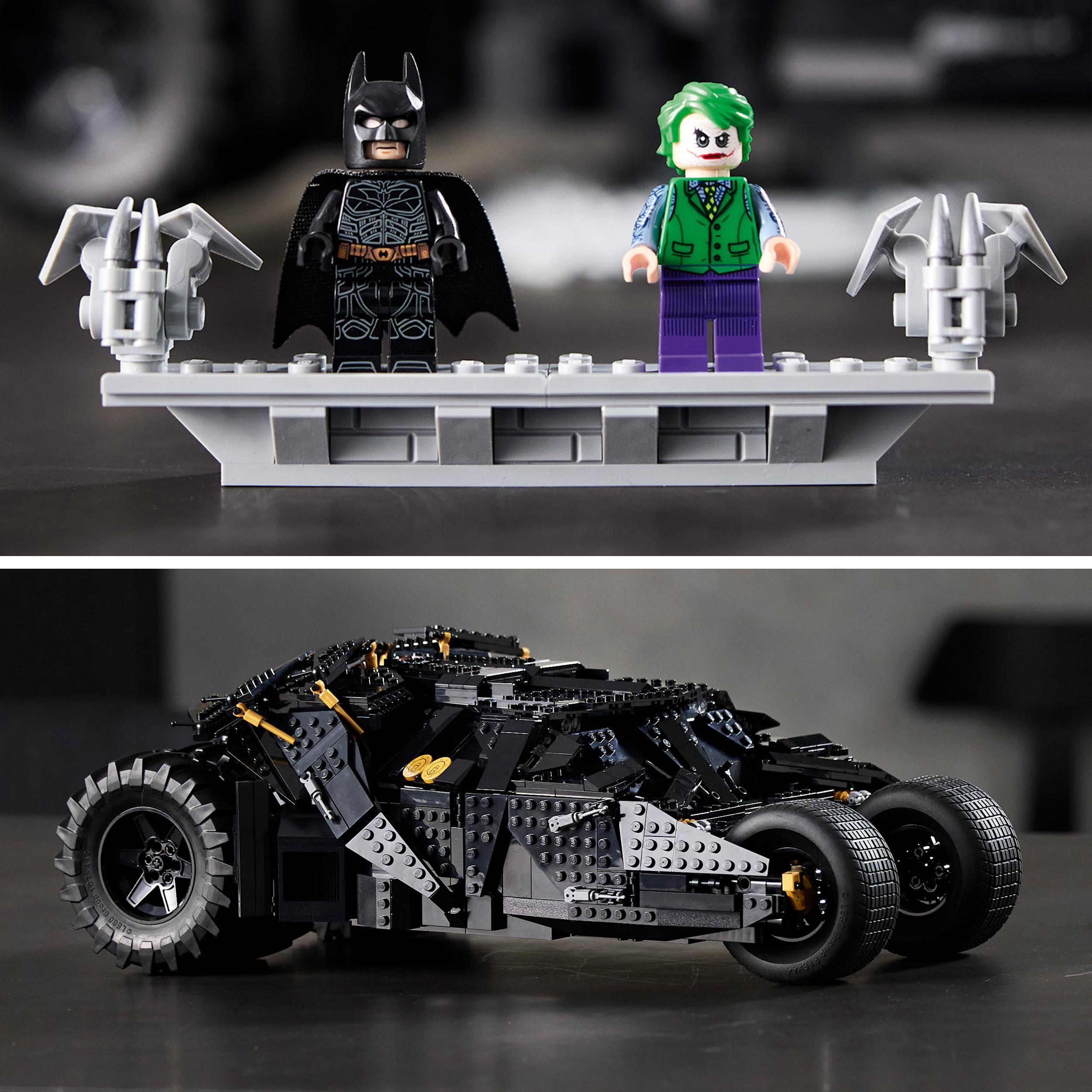 Zwei Bilder: Lego Batman- und Joker-Figuren auf einer Plattform und ein schwarzes Lego Tumbler-Auto.