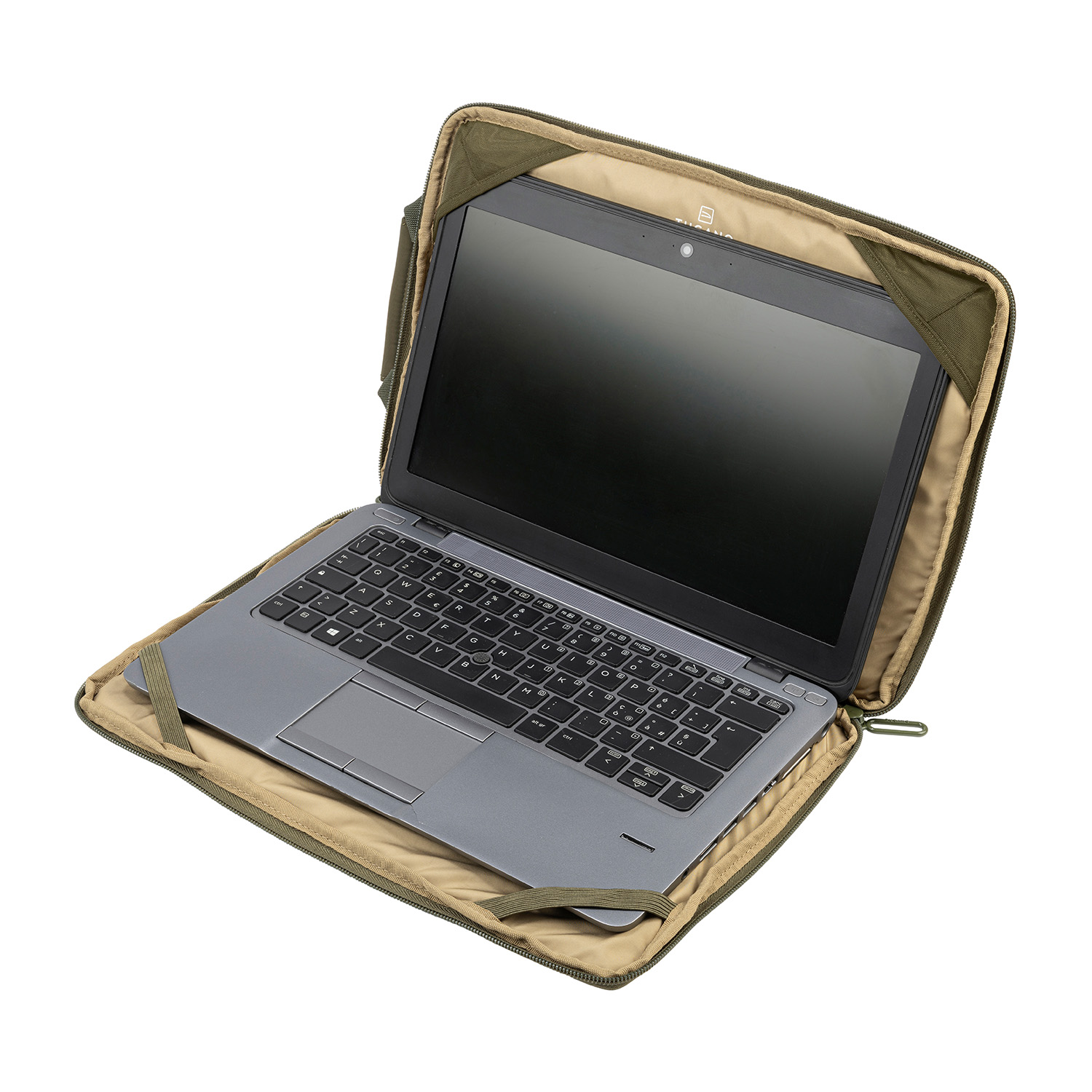 Laptop in una custodia. La custodia è color cachi con rifiniture verdi.