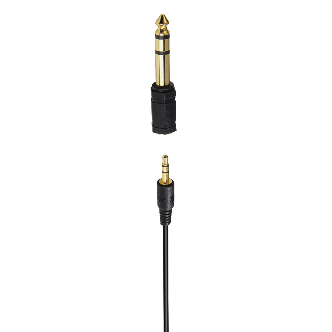 Zwei Audioanschlüsse. Ein goldfarbener 3,5-mm-Stecker. Der andere ein 6,35-mm-Adapter.