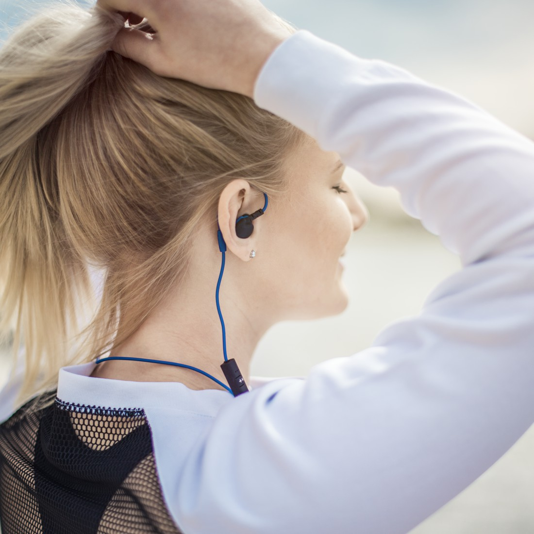 Schwarz/Blau In-ear Bluetooth Kopfhörer HAMA Freedom Athletics,