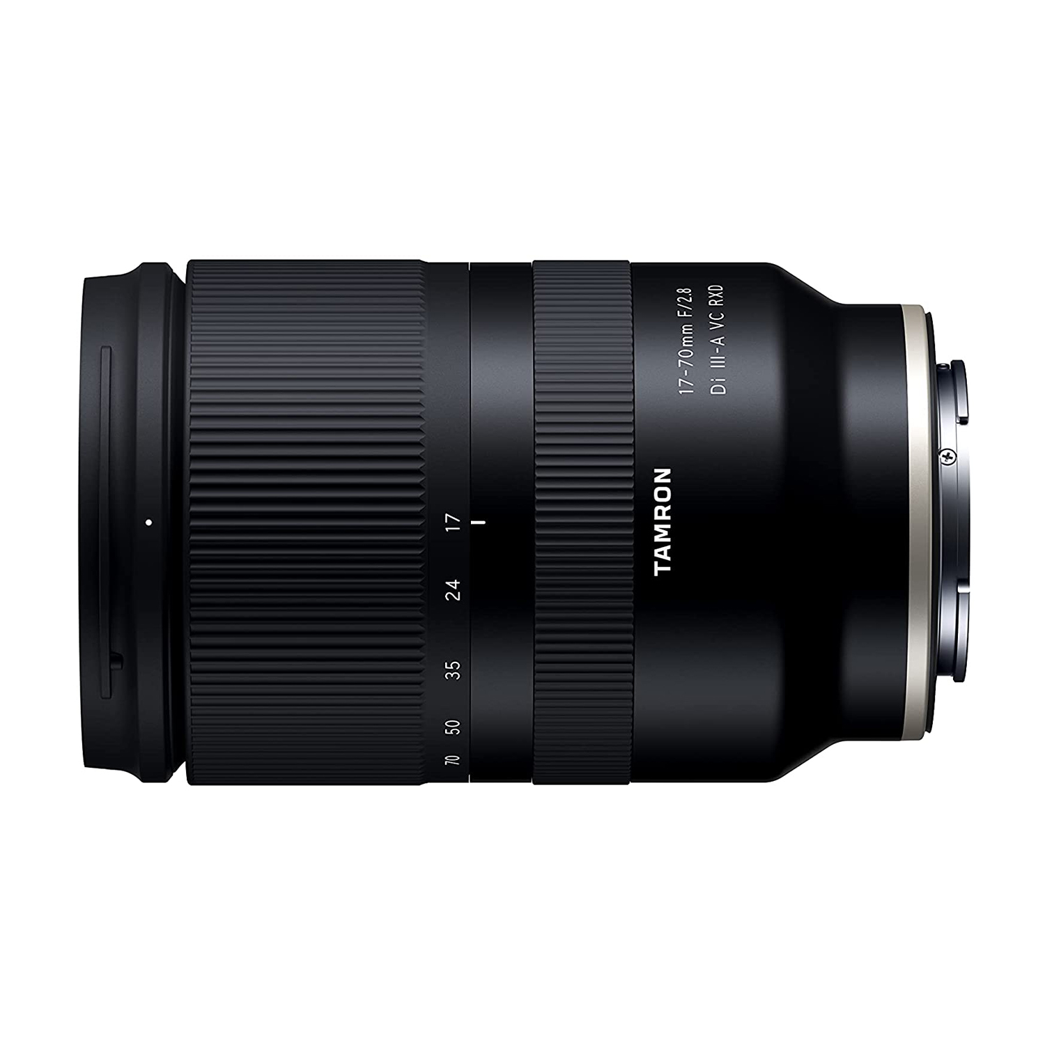 Un obiettivo zoom nero con marchio Tamron.