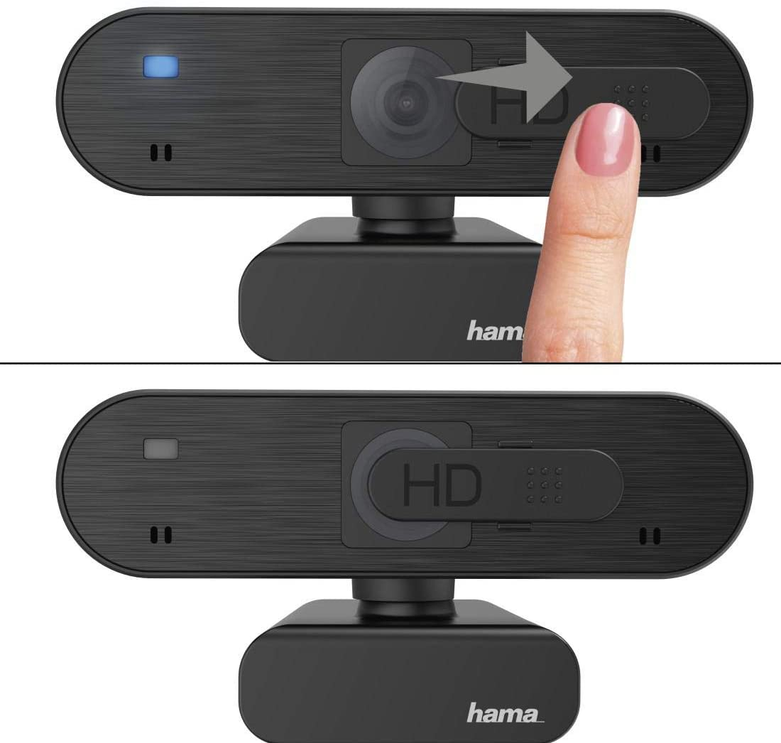 Webcam con un dedo presionando el botón HD. La parte superior es negra y tiene la marca 'hama'.