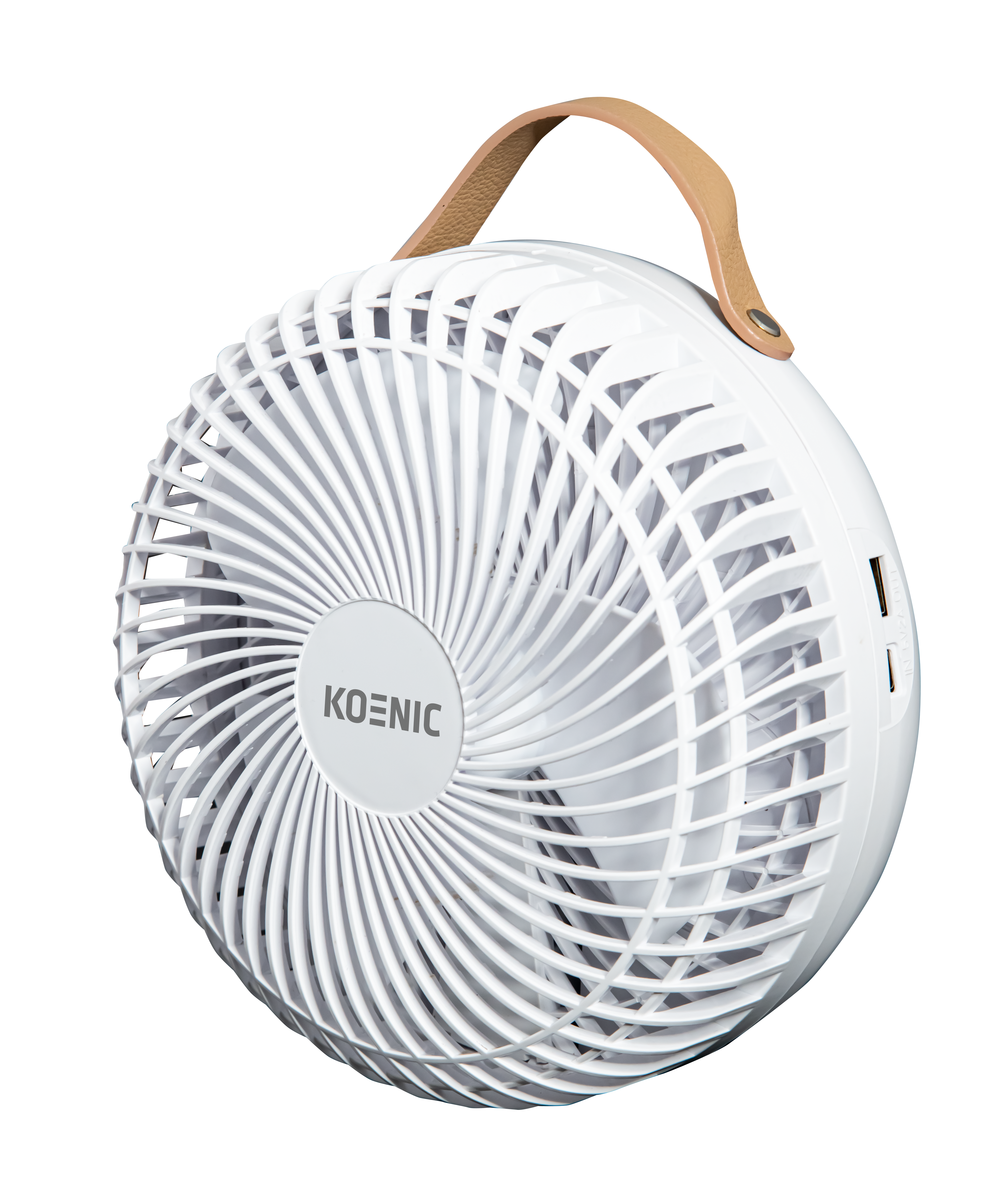Fehér és fehér ventilátor fogantyúval és barna bőr szíjjal. A KOENIC logó látható.