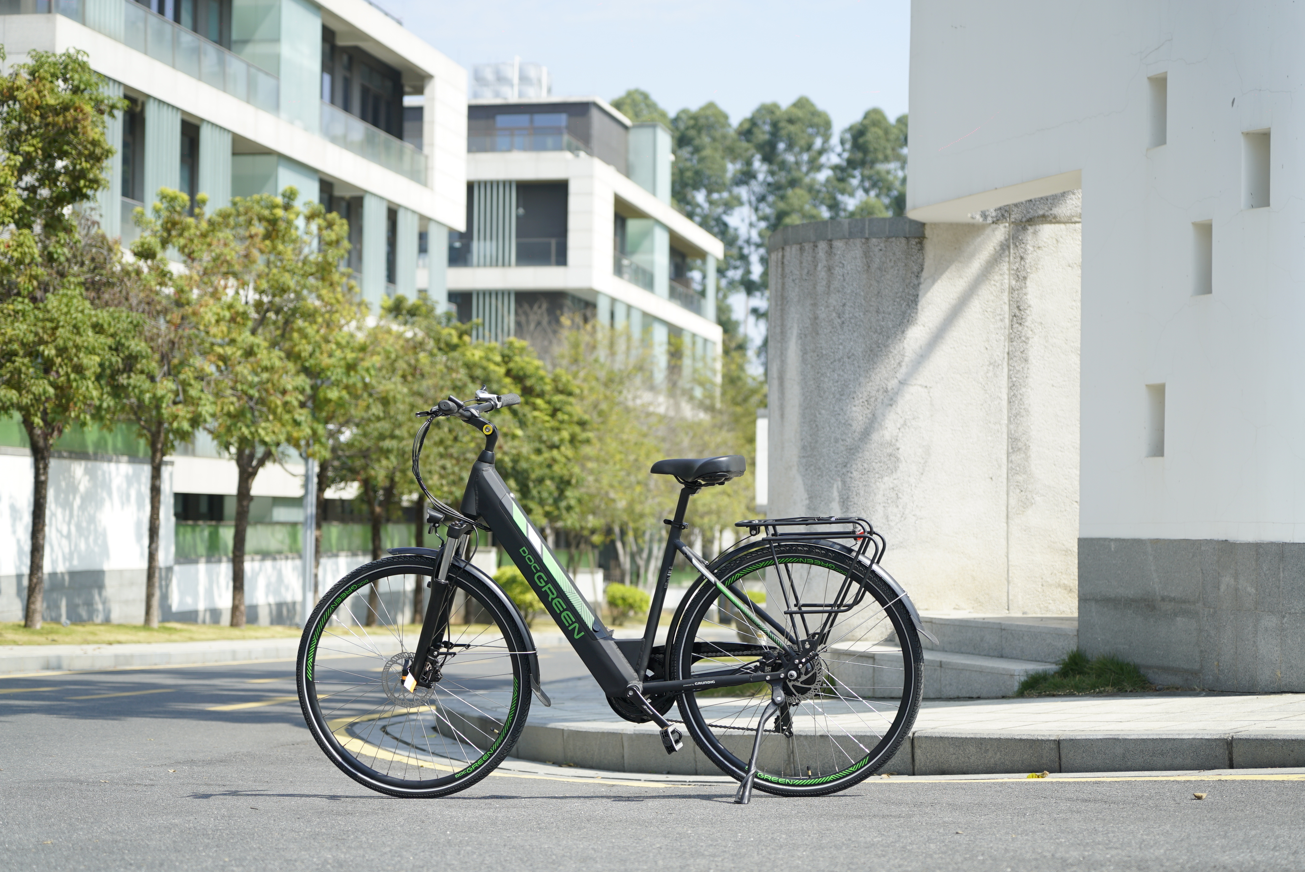 DOCGREEN Manhatten Citybike (Laufradgröße: 28 Zoll, Damen-Rad, Schwarz)