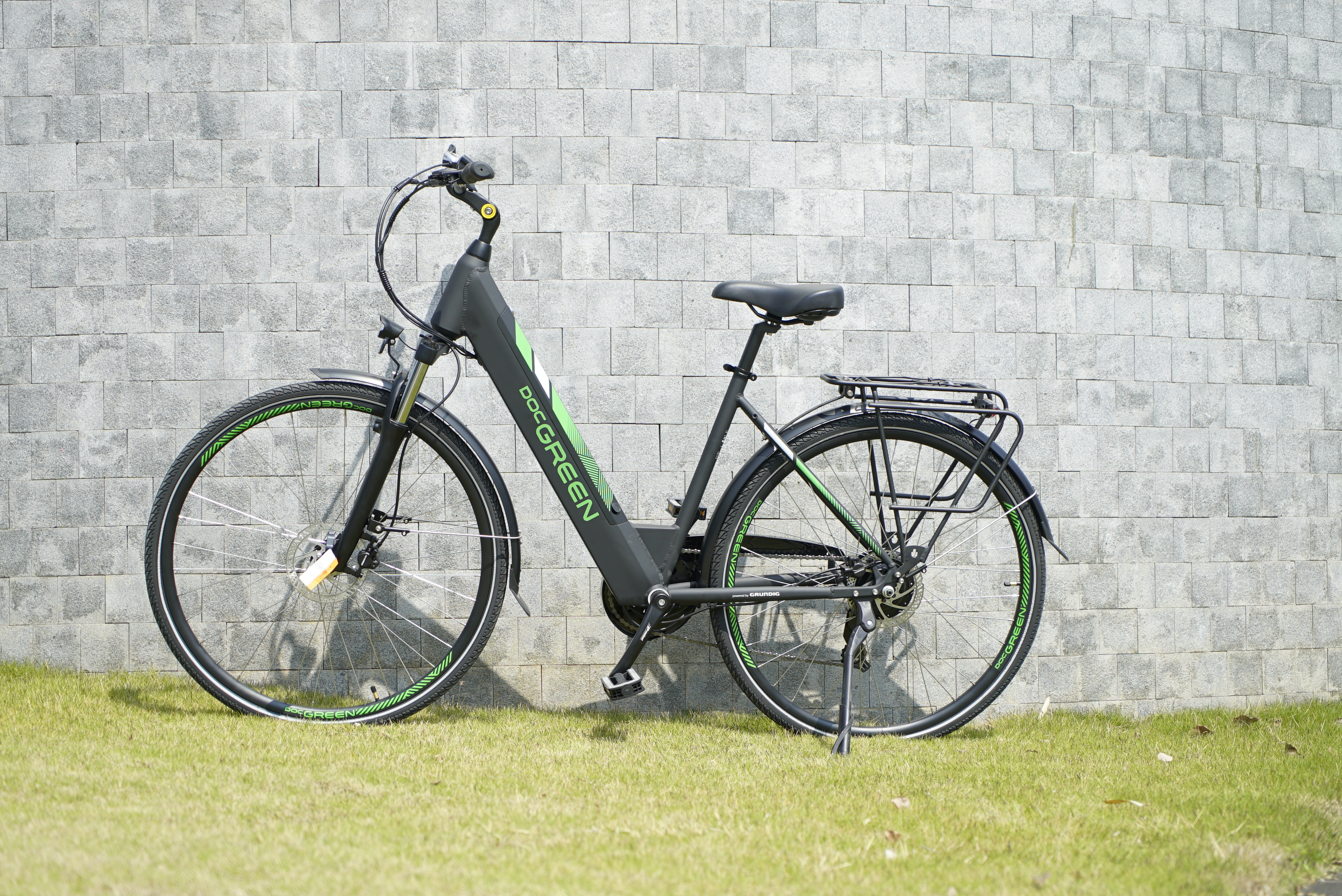 DOCGREEN Manhatten Citybike (Laufradgröße: 28 Zoll, Damen-Rad, Schwarz)