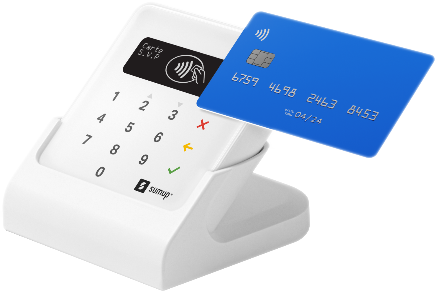 Un lecteur de carte SumUp blanc avec une carte de crédit bleue sur fond blanc.