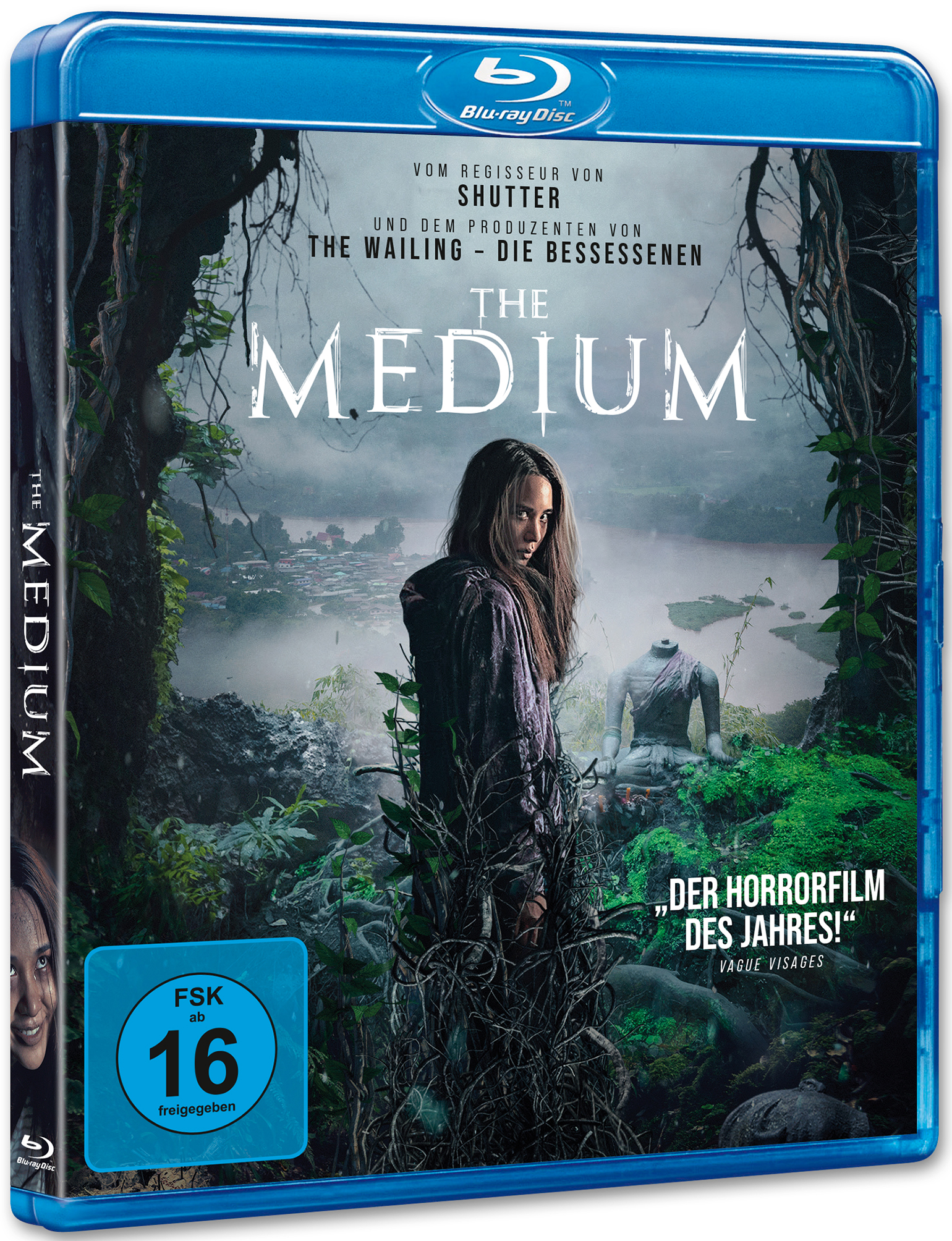 The Medium Blu-ray-Disc-Cover, mit einer Frau im Wald und einer Geisterfigur.