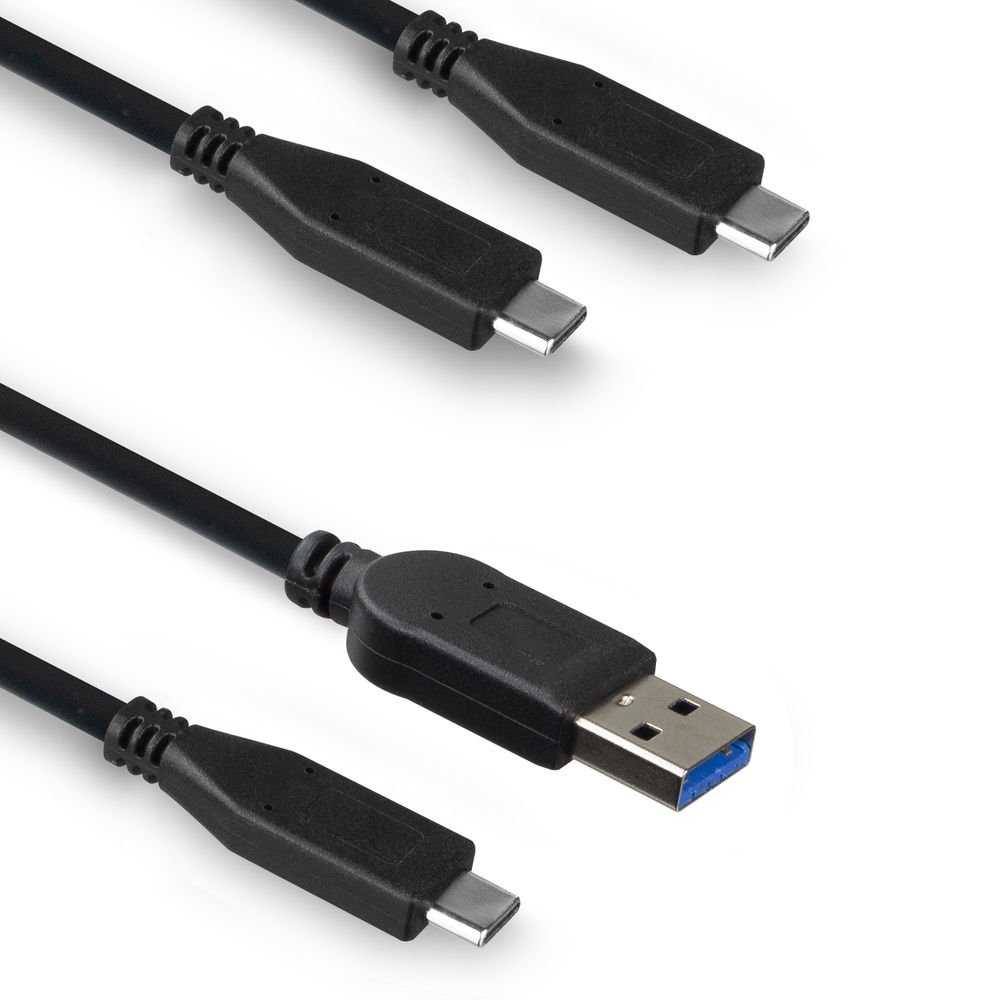 Plusieurs câbles USB noirs avec différents connecteurs sur fond blanc.