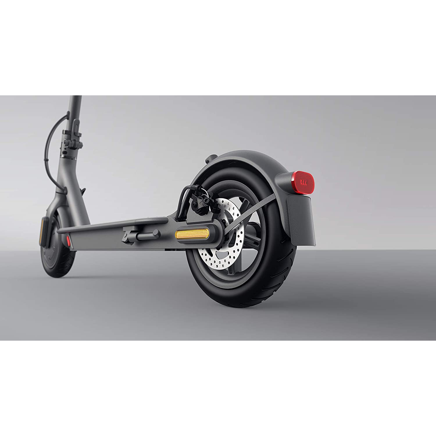 Patinete eléctrico - Xiaomi Mi Electric Scooter Essential + Candado, Hasta 100 kg, Velocidad 20 km/h, Negro