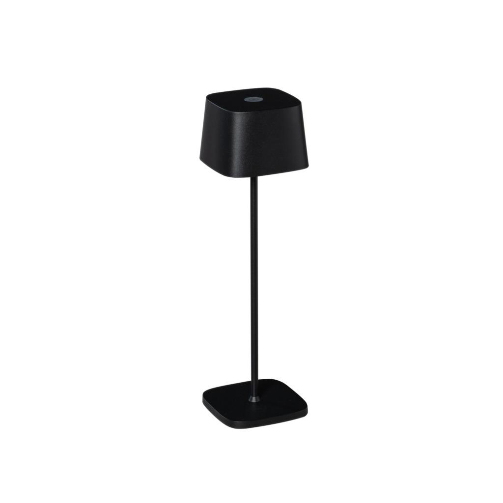 Eine schwarze Tischlampe mit quadratischem Fuß und Schirm, auf weißem Hintergrund.