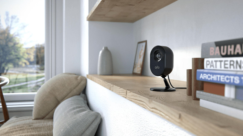 ARLO Caméra de sécurité Smart intérieure Noir (VMC2040B-100EUS)