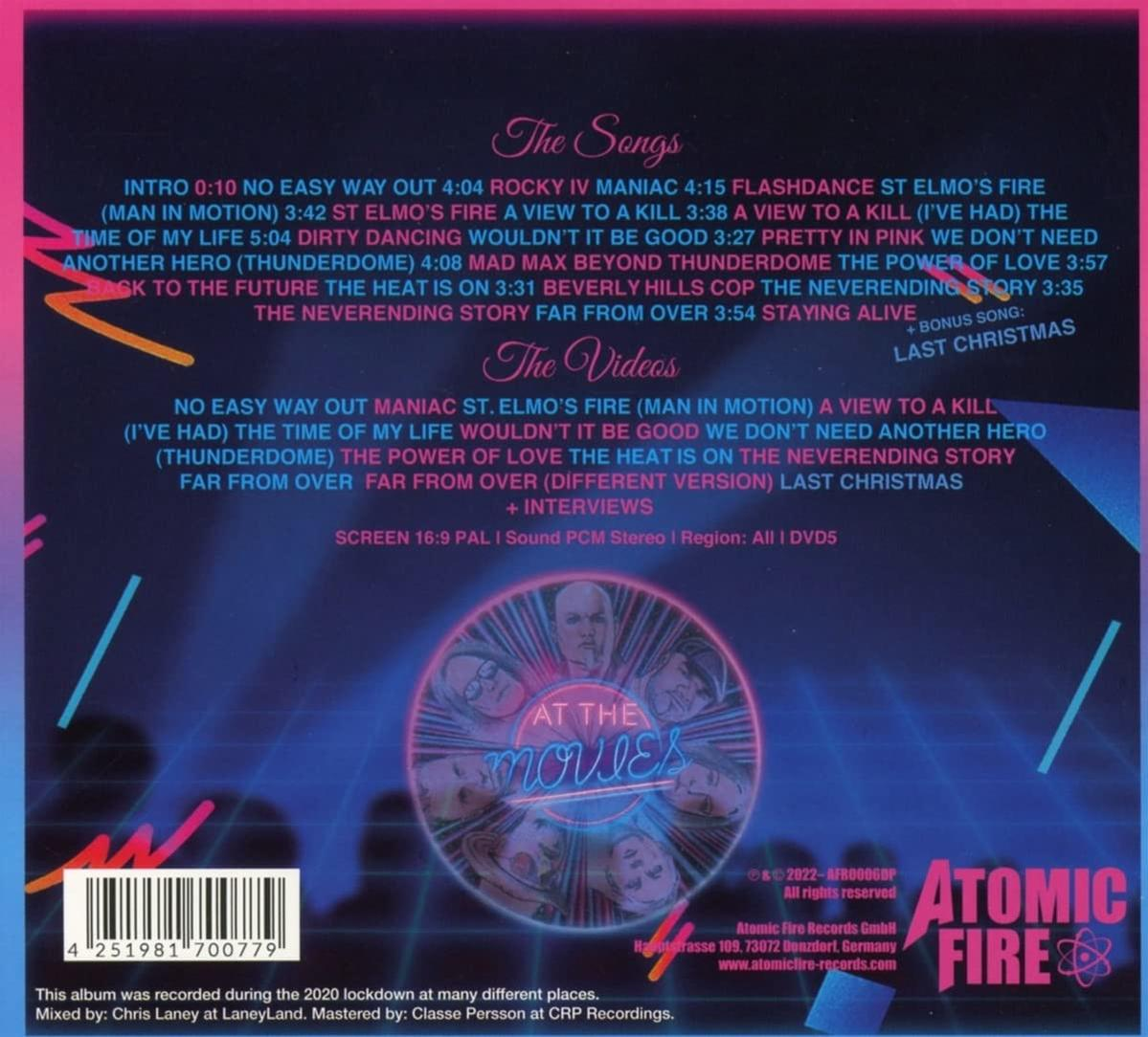 CD-Hülle mit Titelliste und Bildern der Künstler.