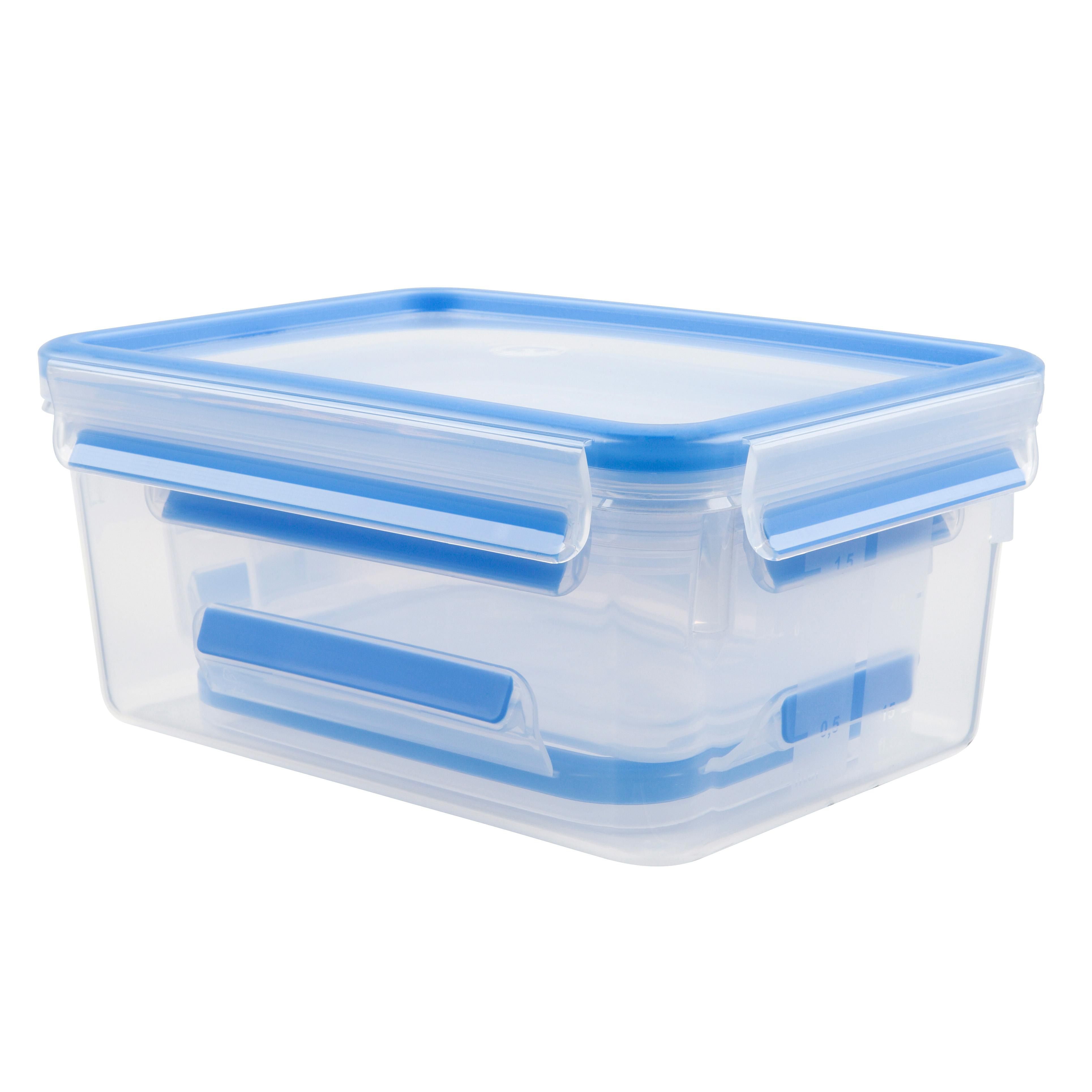 Transparenter Kunststoff-Lebensmittelbehälter mit blauem Deckel und Clips.