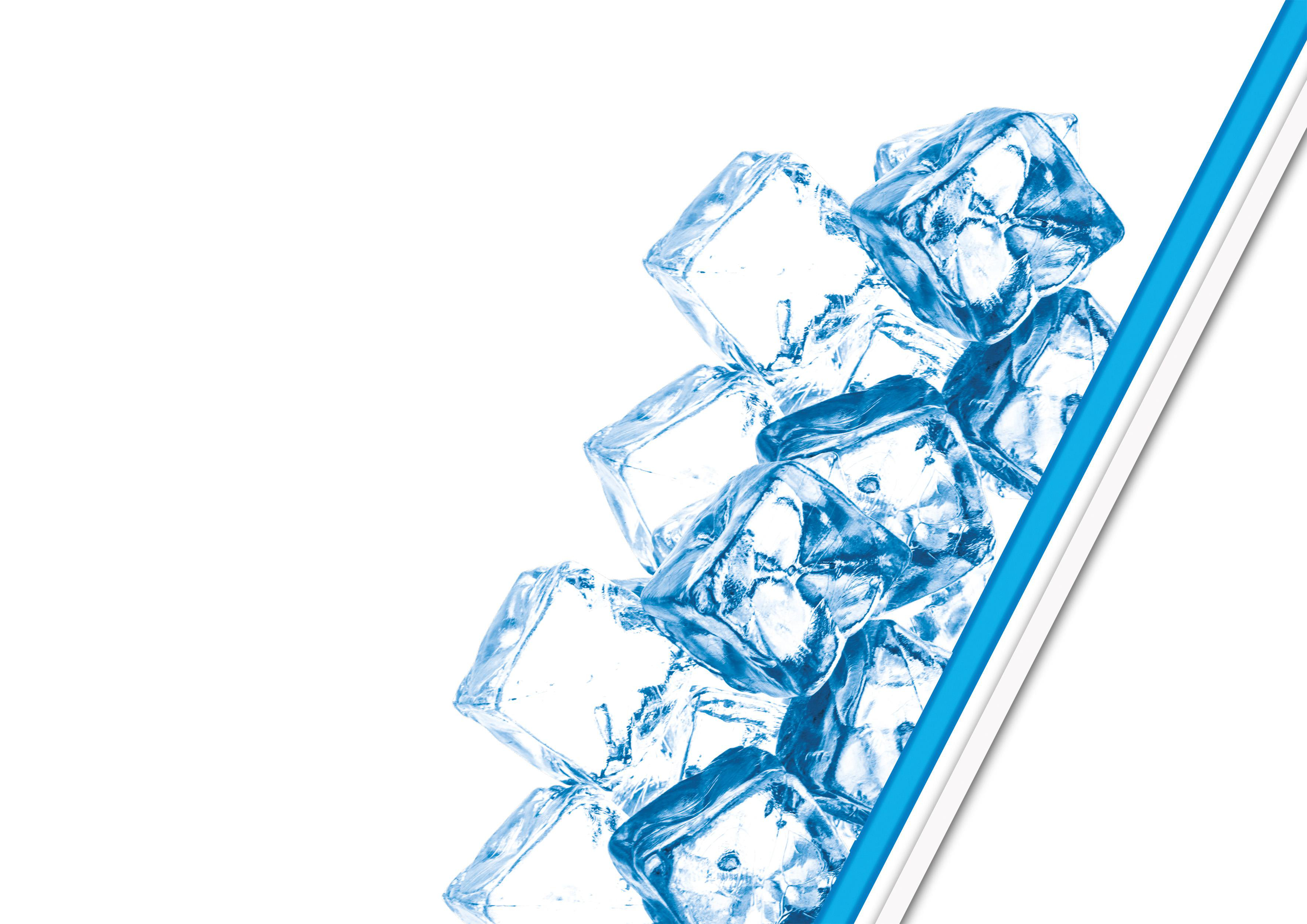 Ein Haufen Eiswürfel auf weißem Hintergrund, mit blauem diagonalem Streifen auf der rechten Seite.