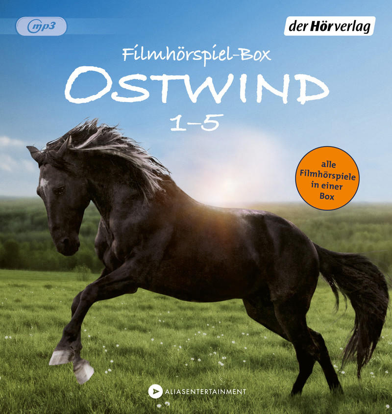 Ostwind 1-5 Filmhörspiel-Box mit einem schwarzen Pferd, das auf grünem Gras und blauem Himmel rennt.