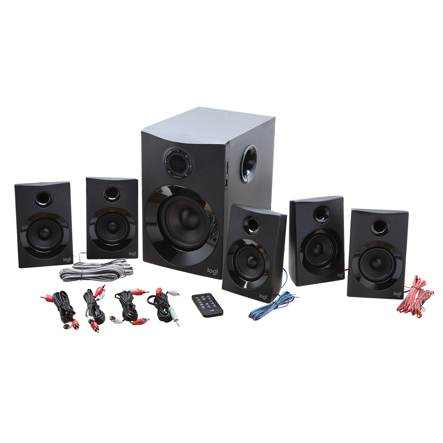 Un sistema de altavoces de sonido envolvente con un subwoofer, 5 altavoces y cables.