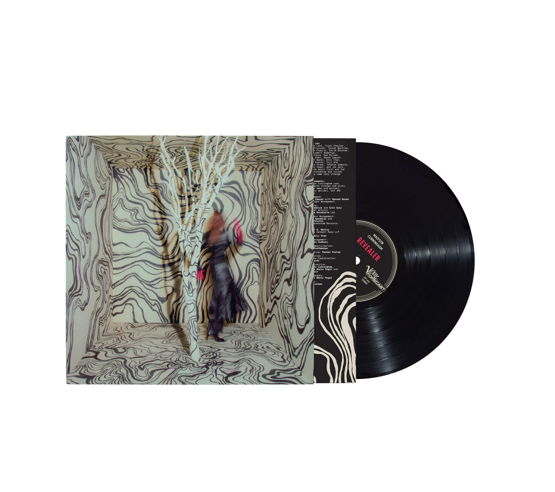 Vinyl-Schallplattenalbum, schwarze Scheibe in farbenfrohem, abstraktem Cover mit Person.