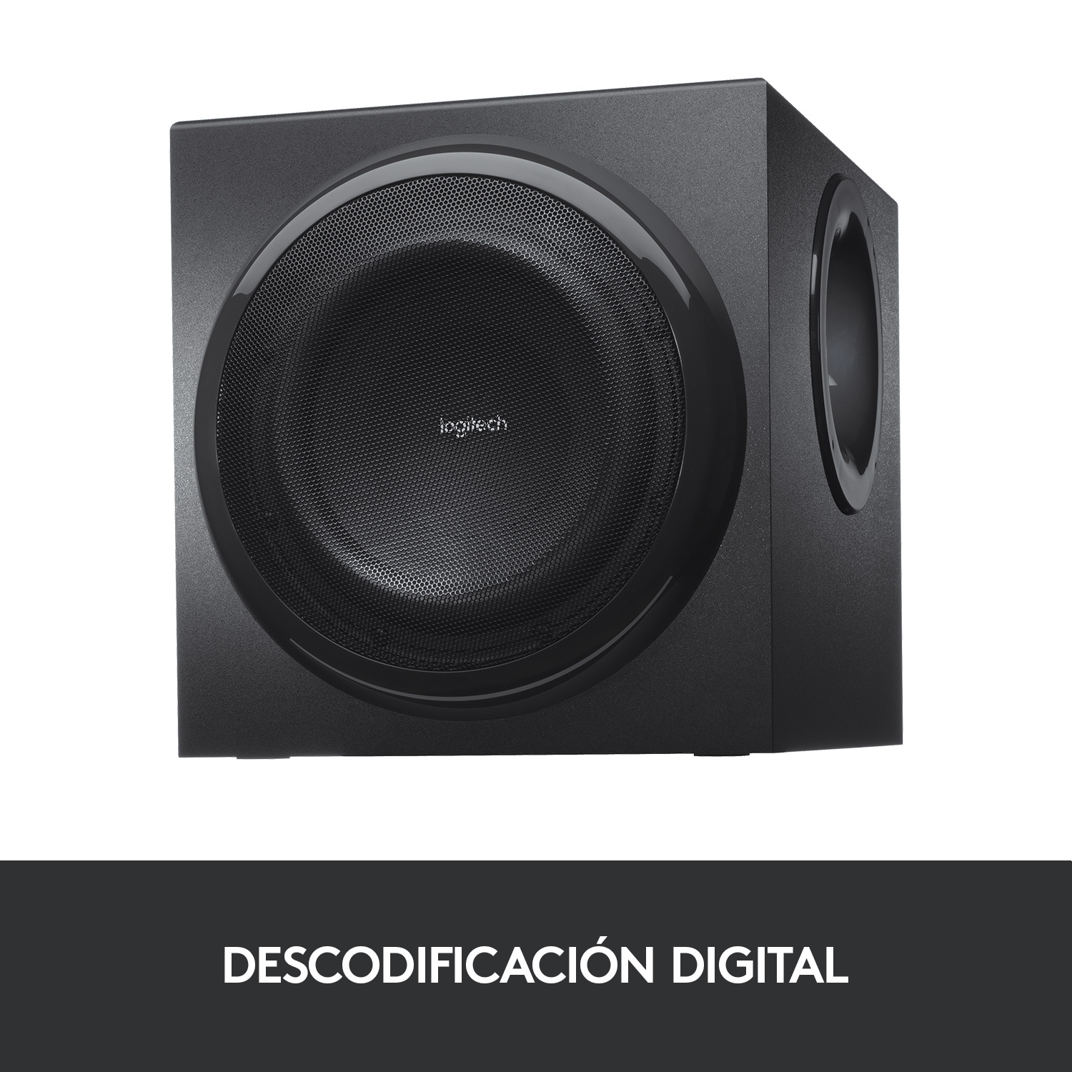 Subwoofer negro con un altavoz grande y un puerto lateral. 'Logitech' es visible.