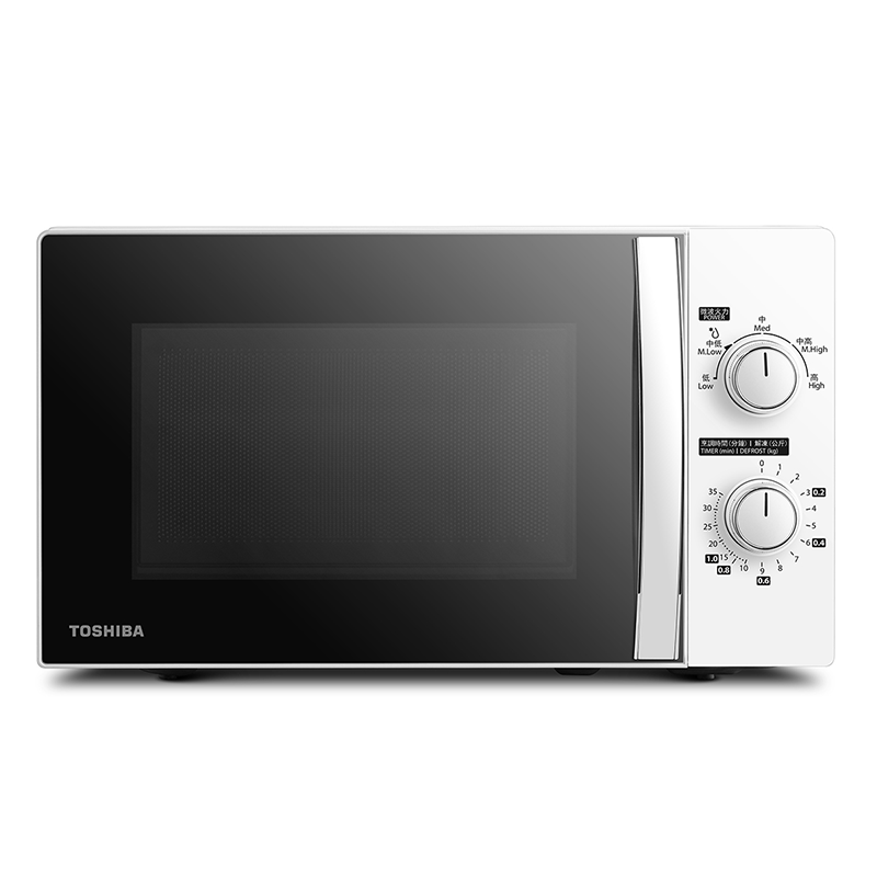 Fehér Toshiba mikrohullámú sütő fekete ajtóval, vezérlőpanellel és gombokkal. Ezüst szegély.