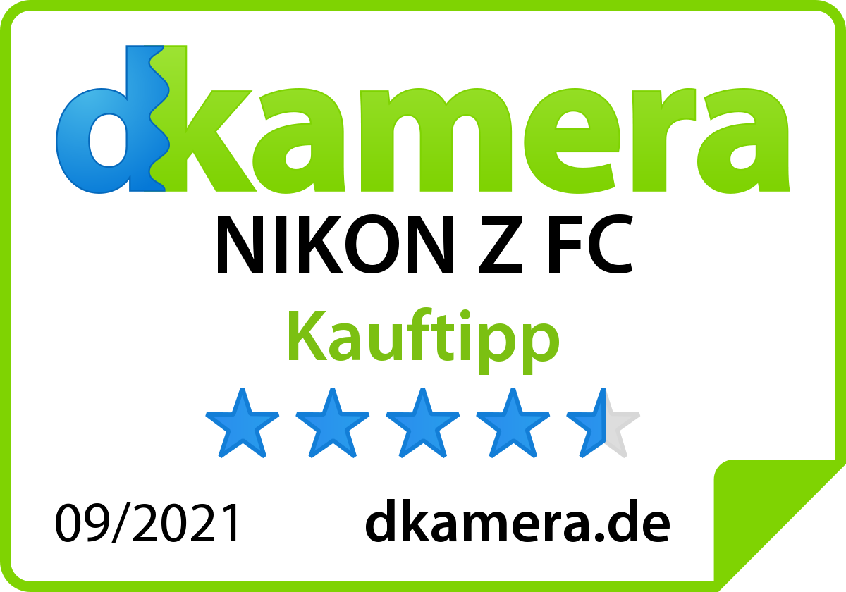 Autocollant dkamera Nikon Z FC KaufTipp avec 4,5 étoiles et la date 09/2021.