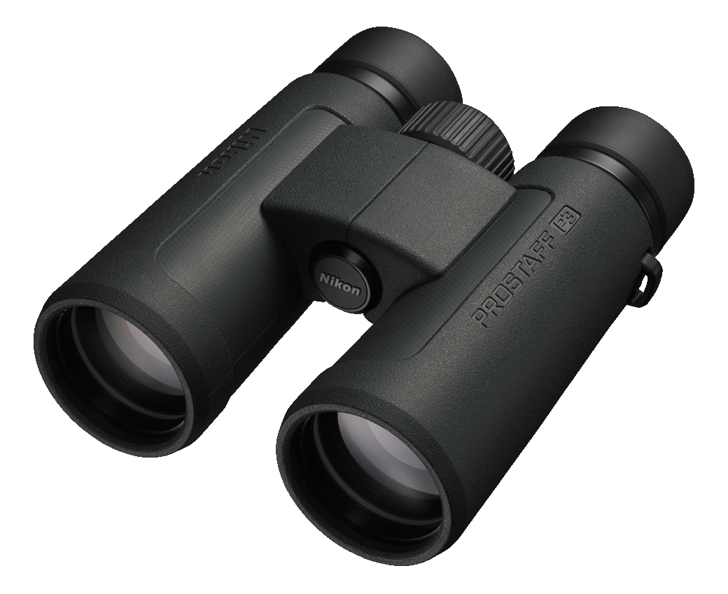 Binocolo nero con logo Nikon. Sfondo scuro, con copriobiettivo.