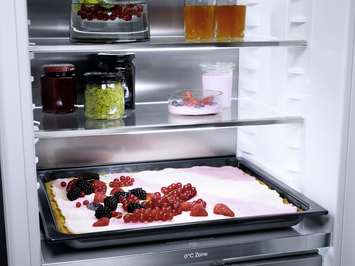 MIELE K 7733 E EU1 Kühlschrank (308 l, E, 1770 mm hoch, Weiß)