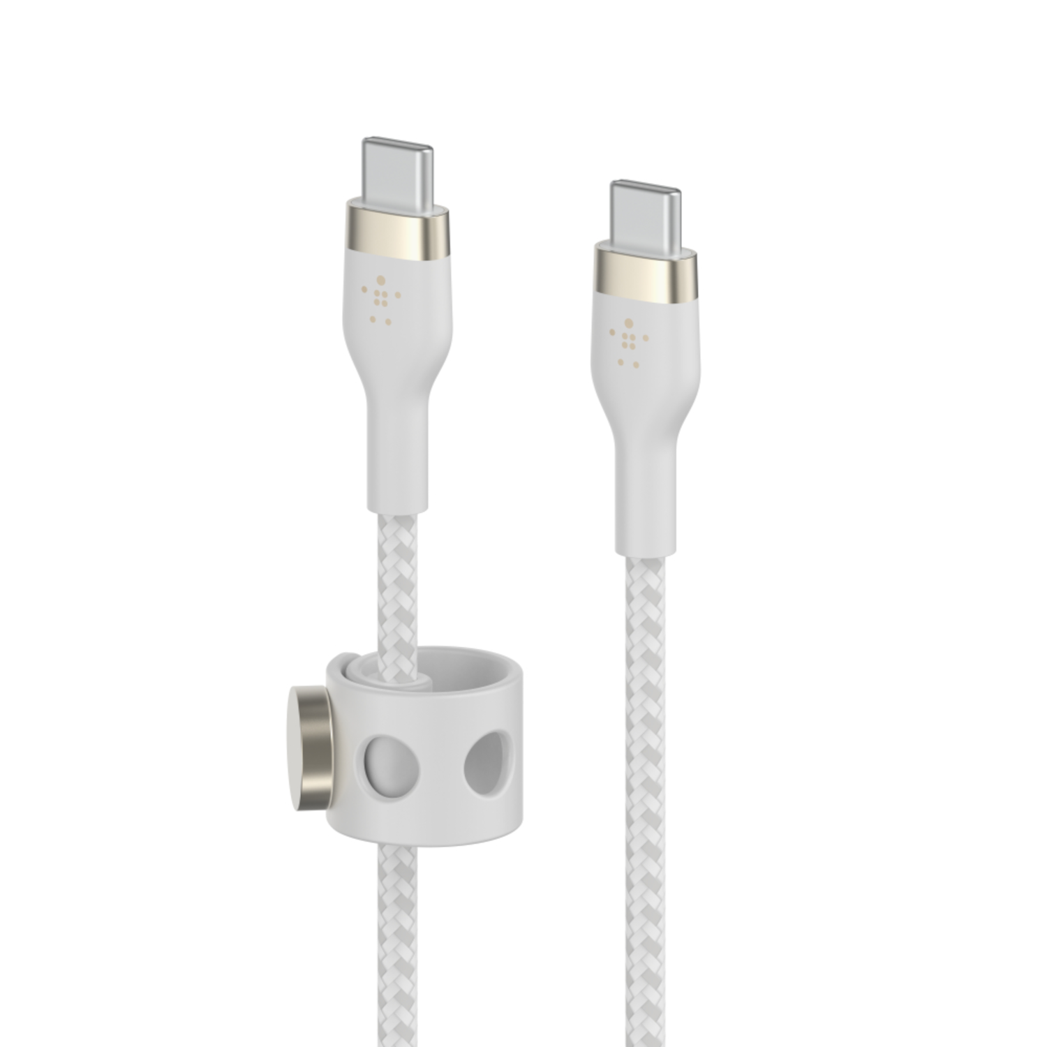 Deux câbles USB-C blancs avec connecteurs dorés et un organiseur de câbles. Conception de câble tressé, blanc et gris. Isolé sur fond blanc.