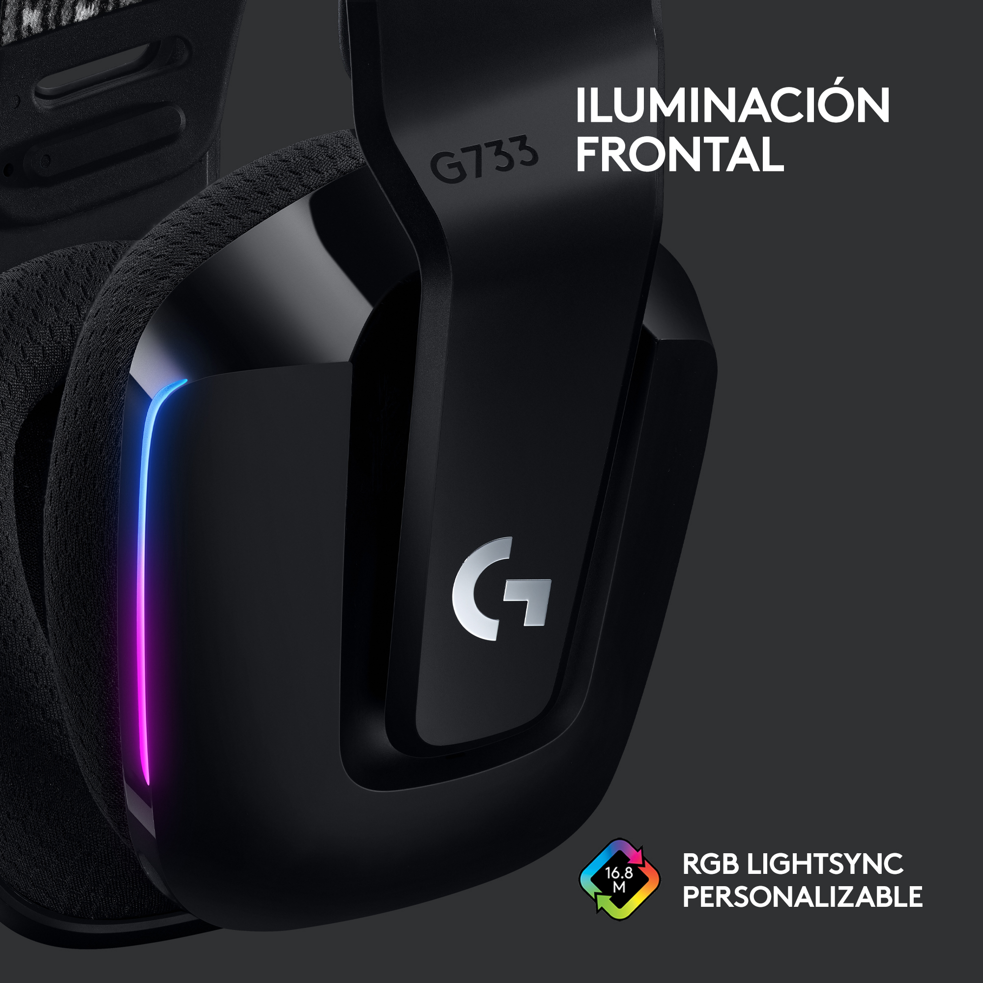 Auriculares para juegos negros. Logotipo G en el lateral. Iluminación RGB visible. Texto: ILUMINACIÓN FRONTAL.