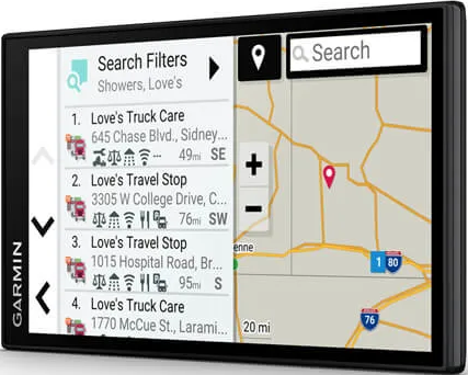 Un appareil GPS Garmin affiche une carte avec des filtres de recherche et des lieux à gauche.