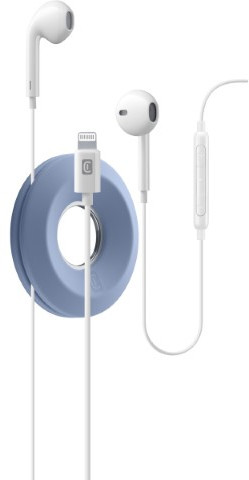 Écouteurs filaires blancs avec un port de charge et un organiseur de câble bleu.