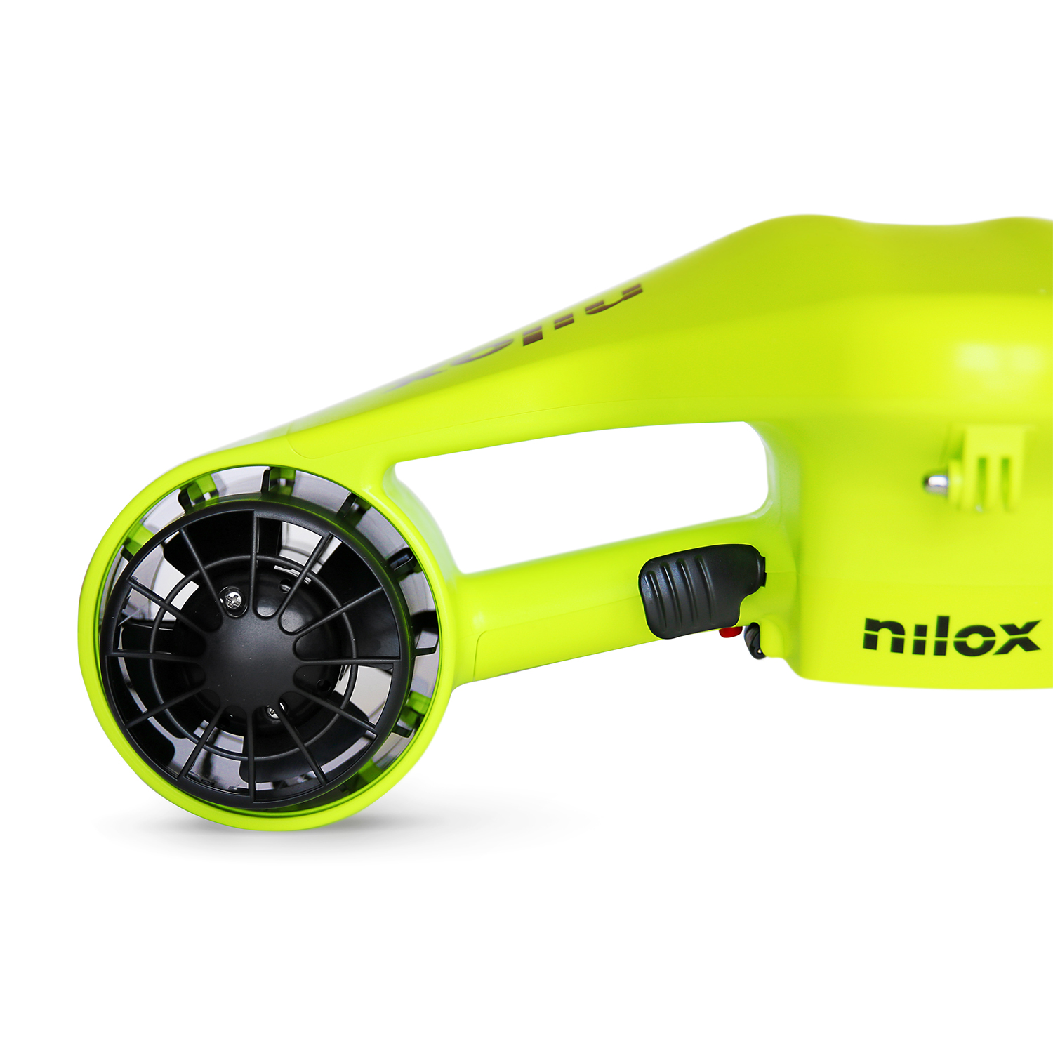 Uno scooter subacqueo verde neon con elica nera su sfondo bianco.