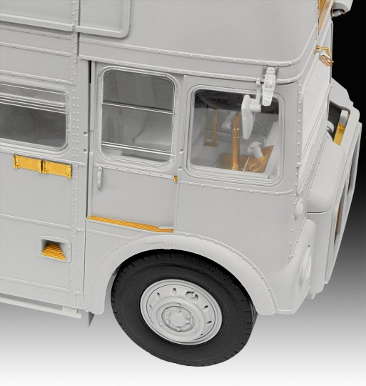 Modell eines Oldtimer-Busses, zeigt die Vorderseite mit Fenstern, Reifen und Details.