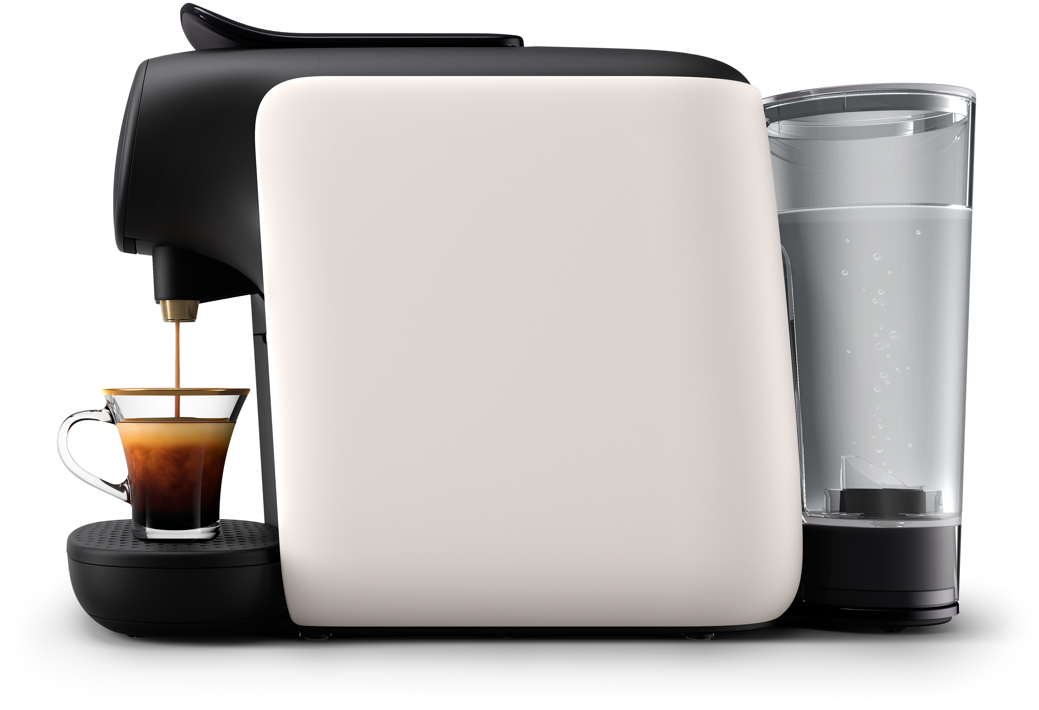 Máquina de espresso dispensando café en un vaso. Colores negro, blanco y dorado. Contenedor de agua transparente a la derecha.