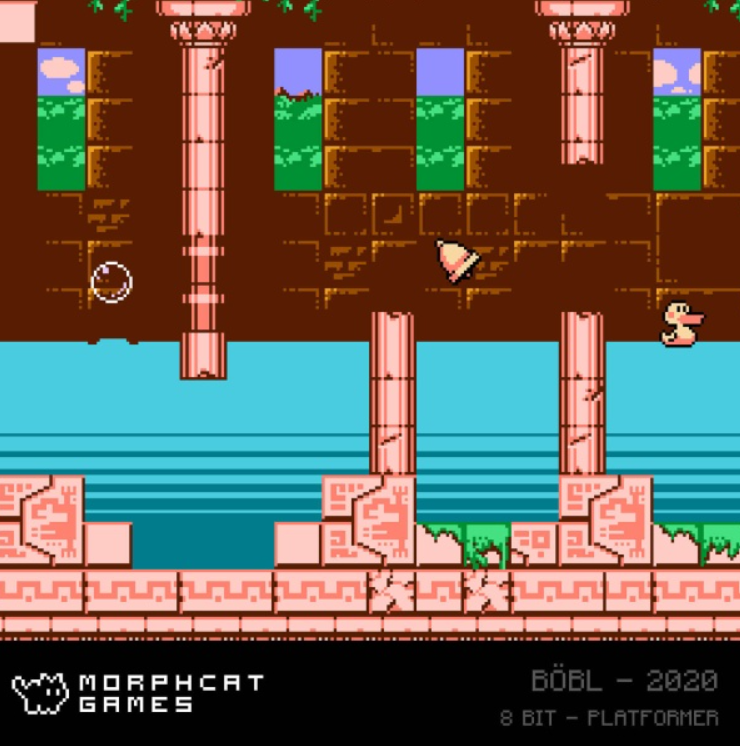 Eine pixelige Spielszene. Pinke Säulen und Plattformen, blaues Wasser, braune Wände. Eine Glocke und eine Ente sind vorhanden. Retro-Videospiel-Ästhetik.