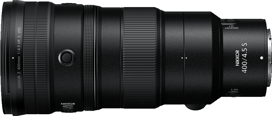 Un objectif Nikkor 400mm f/4.5 S noir. L'objectif est cylindrique et comporte du texte.