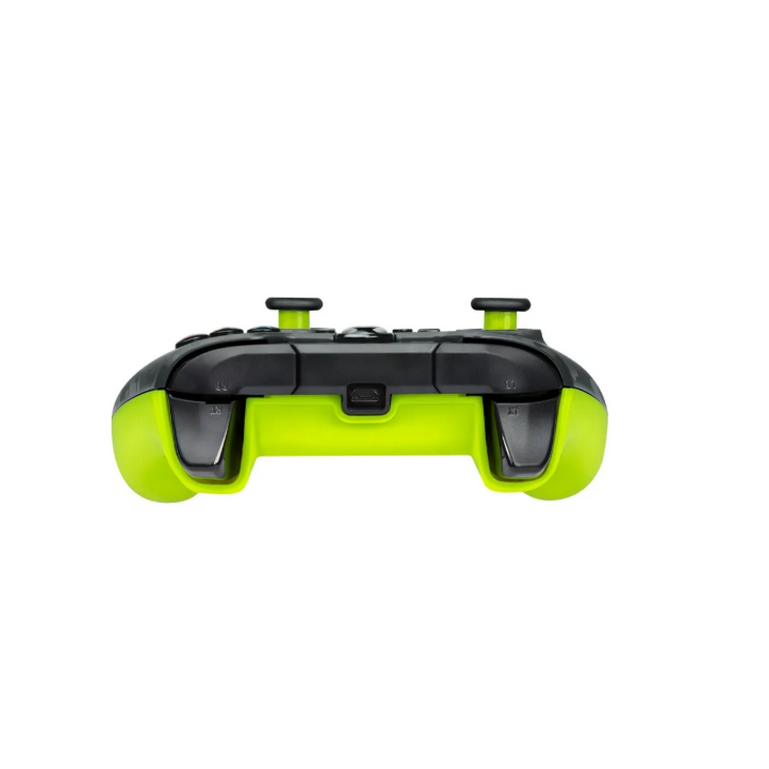 Un controlador negro y verde sobre un fondo blanco.